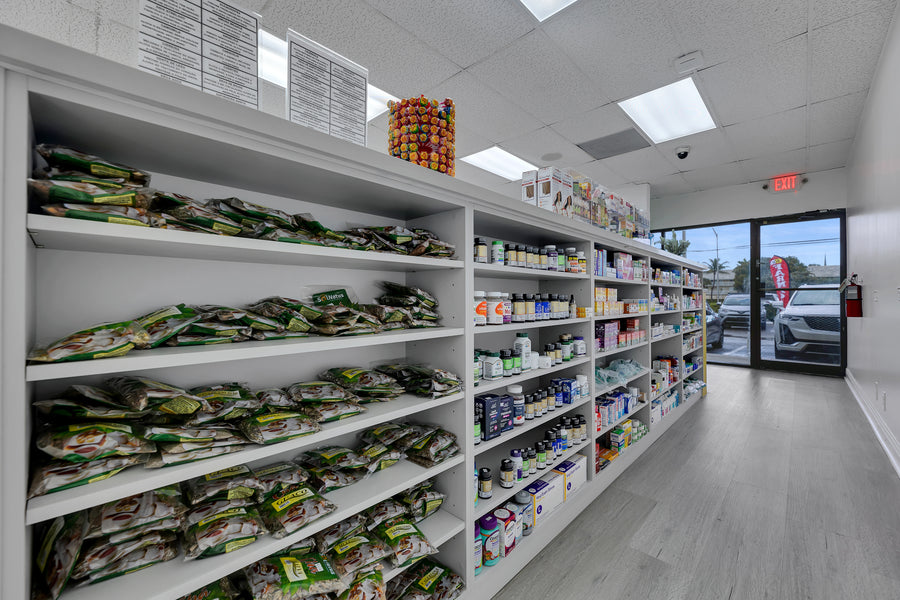 Pharmacy Brasil Las Américas, Pompano Beach pharmacy interior